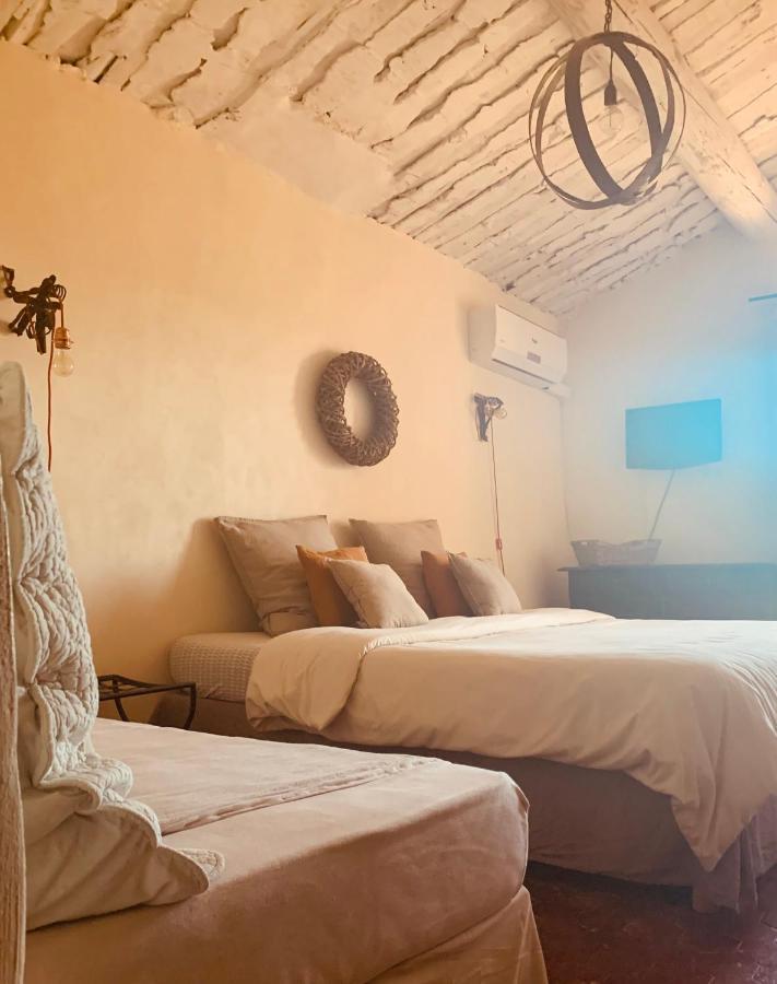 Le Vieux Portail Bed & Breakfast แซงต์-ซาตูร์แน็ง-ดัปต์ ภายนอก รูปภาพ
